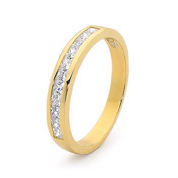 9 ct. alliance gold ring with 11 pcs. princess cut diamonds