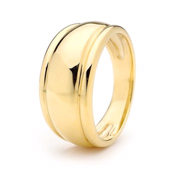 Elegant gold ring in simple round design