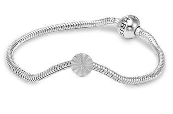 Mors Dag 2025 charms armbånd, från Christina Jewelry & Watches