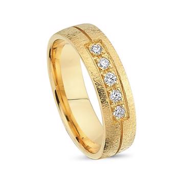 Nuran 14 carat yellow gold Lady ring with 0.125 ct diamonds wesselton si
