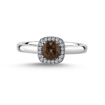 Nuran Ringa , med totalt 0,12 ct Wesselton SI