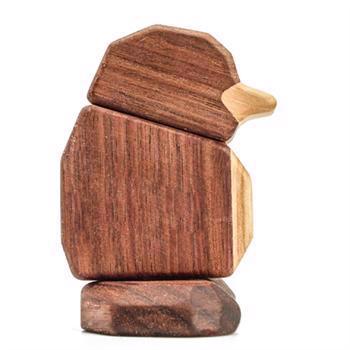 Fablewood Pengvin kid - snow adventurer - wooden figure composed with magnets