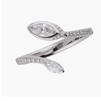 Köp Houmann Diamond Collection model HDC-A10027/W-W her på din klockorn och smycken shop