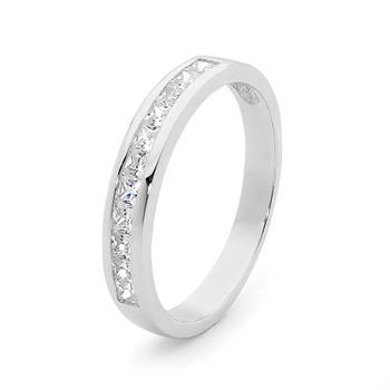 White gold ring with zirconia