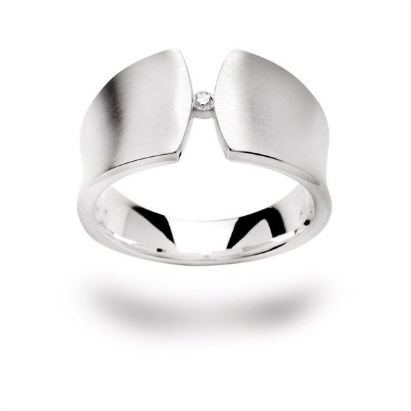 925/- Ring mat, brillant 0,04ct W-SI, från Bastian Inverun