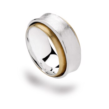 925/- Ring, delvis fg børstet, från Bastian Inverun
