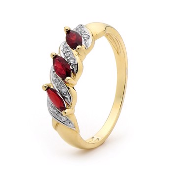 Ring with ruby, from Bee