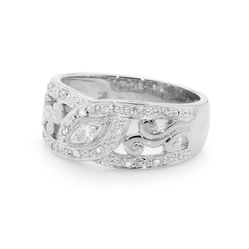 Silver ring, from Bee