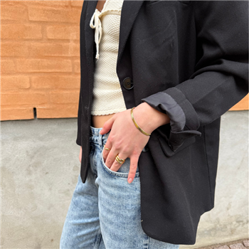 Bredt slangearmbånd i forgyldt stål 5 mm - 16 cm + 3 cm i forlænger, från Blicher Fuglsang