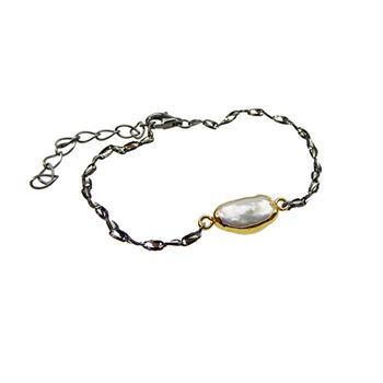 Armbånd - Forgyldt/sort-blank rhodineret med Barok Ferskvandsperle 16+4cm, från San - Links of Joy