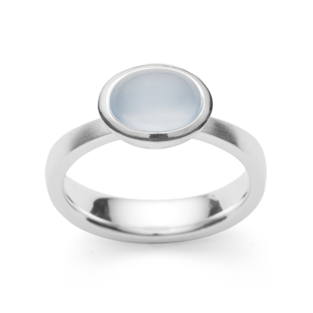 925,- ring, rho. mat/blank, kalcedon 1,60ct, från Bastian Inverun