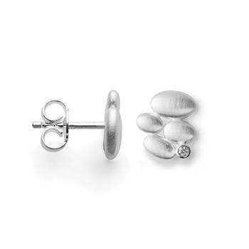 925/- øreringe, mat, dia. 0,02ct W-SI, från Bastian Inverun