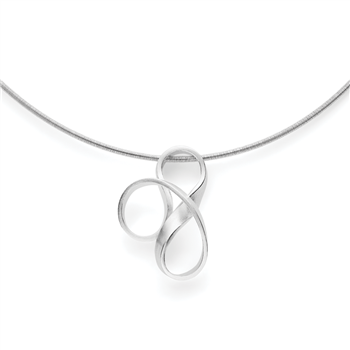 925/- vedhæng, mat, från Bastian Inverun