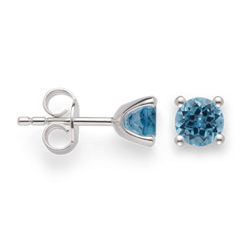 925/- Ørestikker blå topas 1,10ct. Poleret, från Bastian Inverun