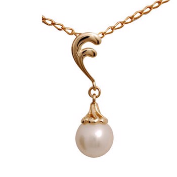 Pendant with gemset, from Bee