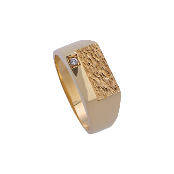 Randers Sølv\'s Handmade men\'s finger ring in 8 ct gold with brilliant