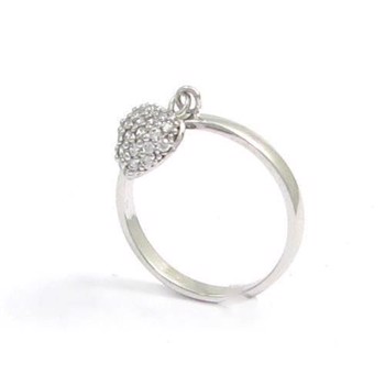 Cute little white gold ring with loose glittering heart