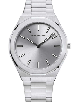 Klocka med minimalistisk urtavla, metallarmband och Bering-logotyp.